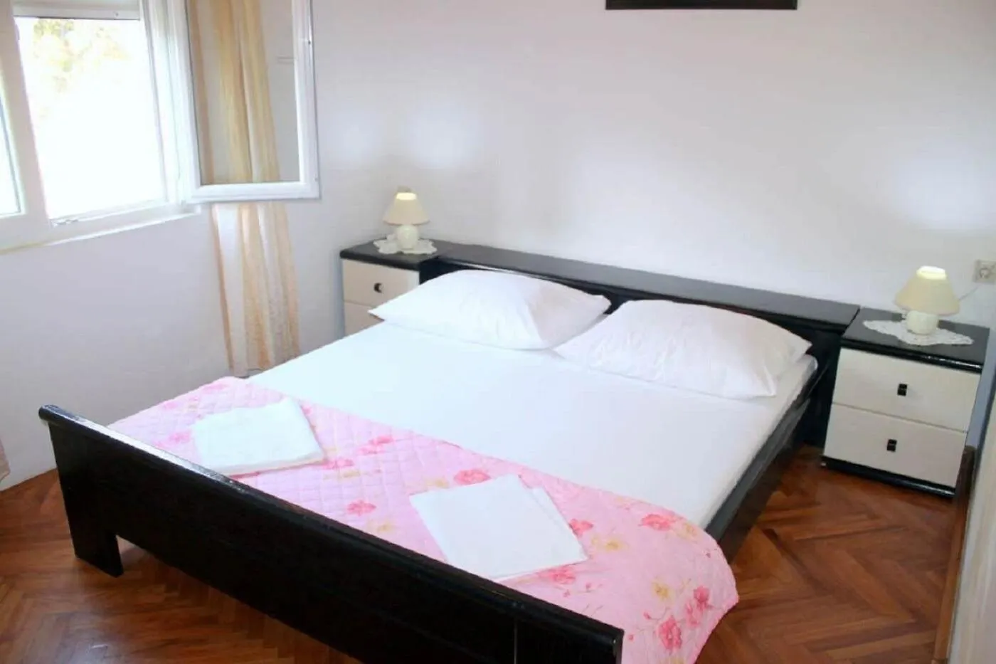 Apartments Stjepan - 10M From Beach Pag Town
