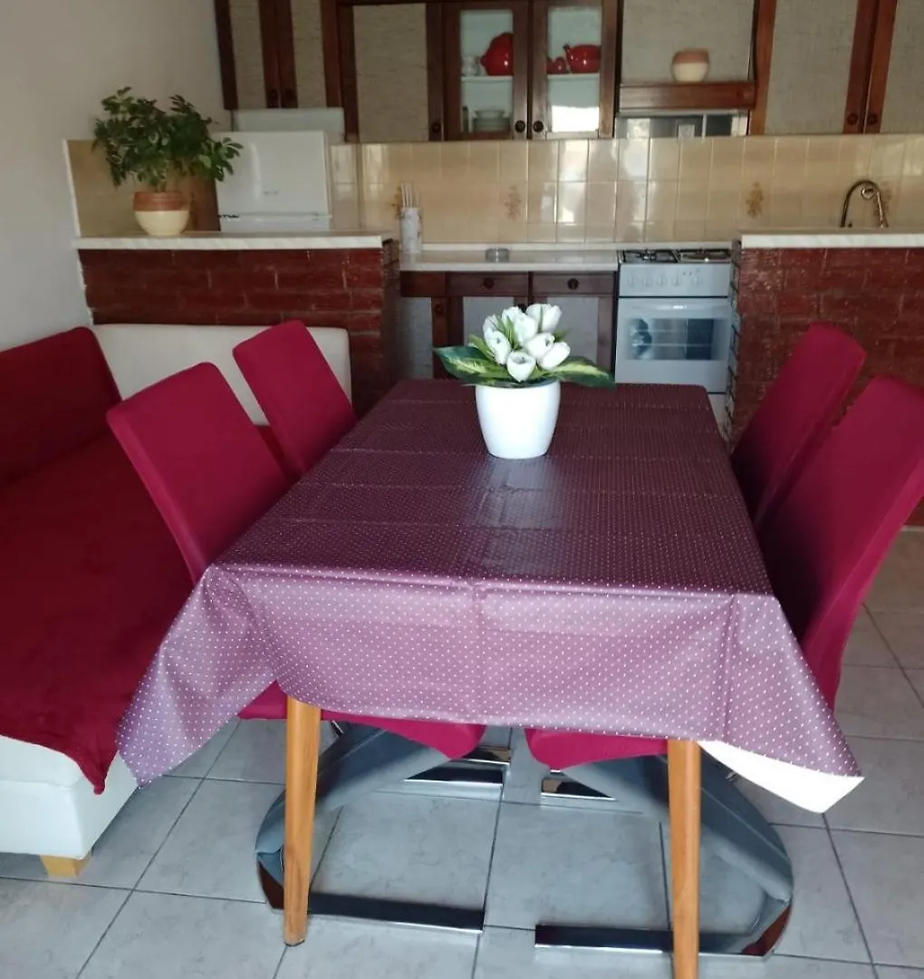 Apartments Stjepan - 10M From Beach Pag Town