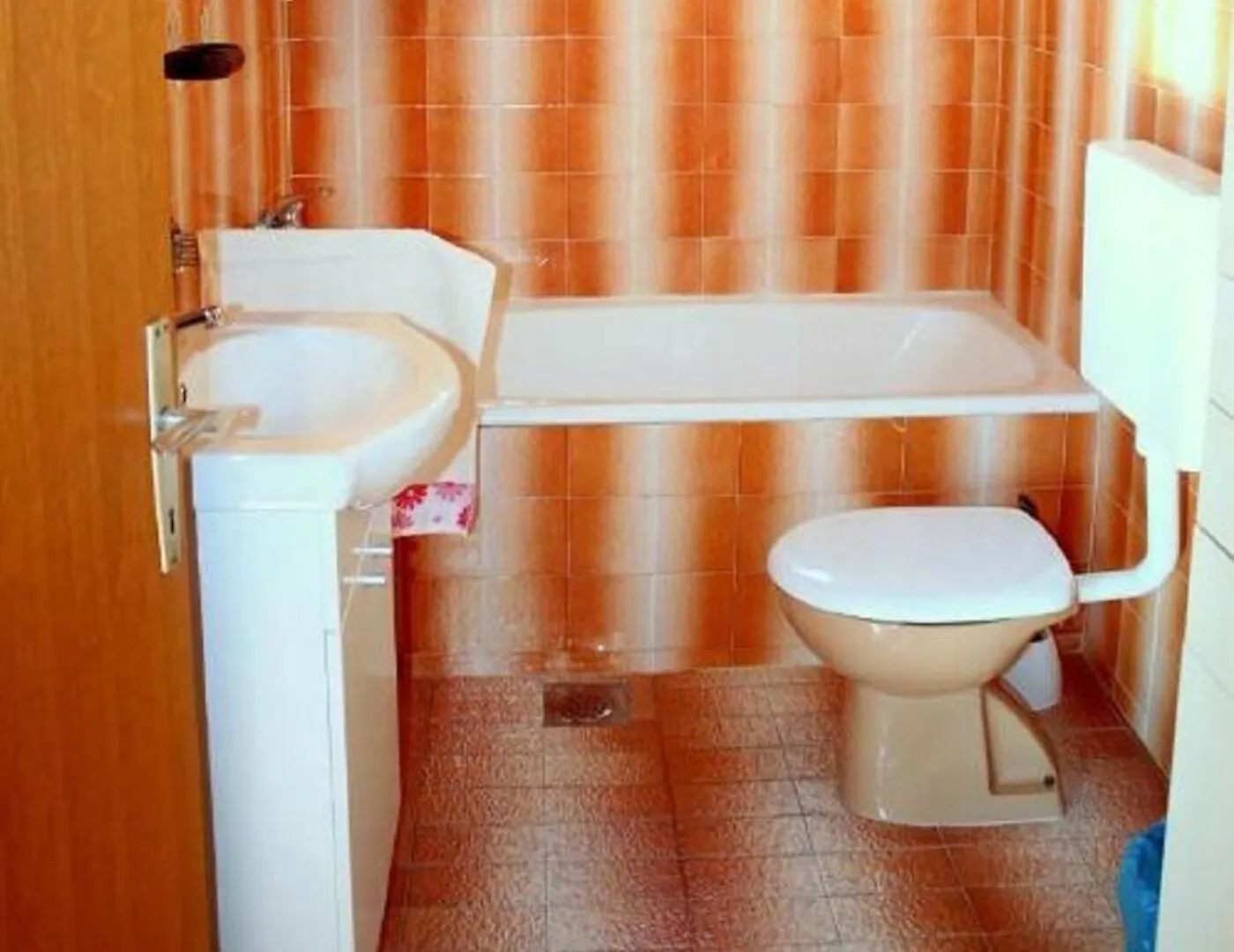 Apartments Stjepan - 10M From Beach Паг